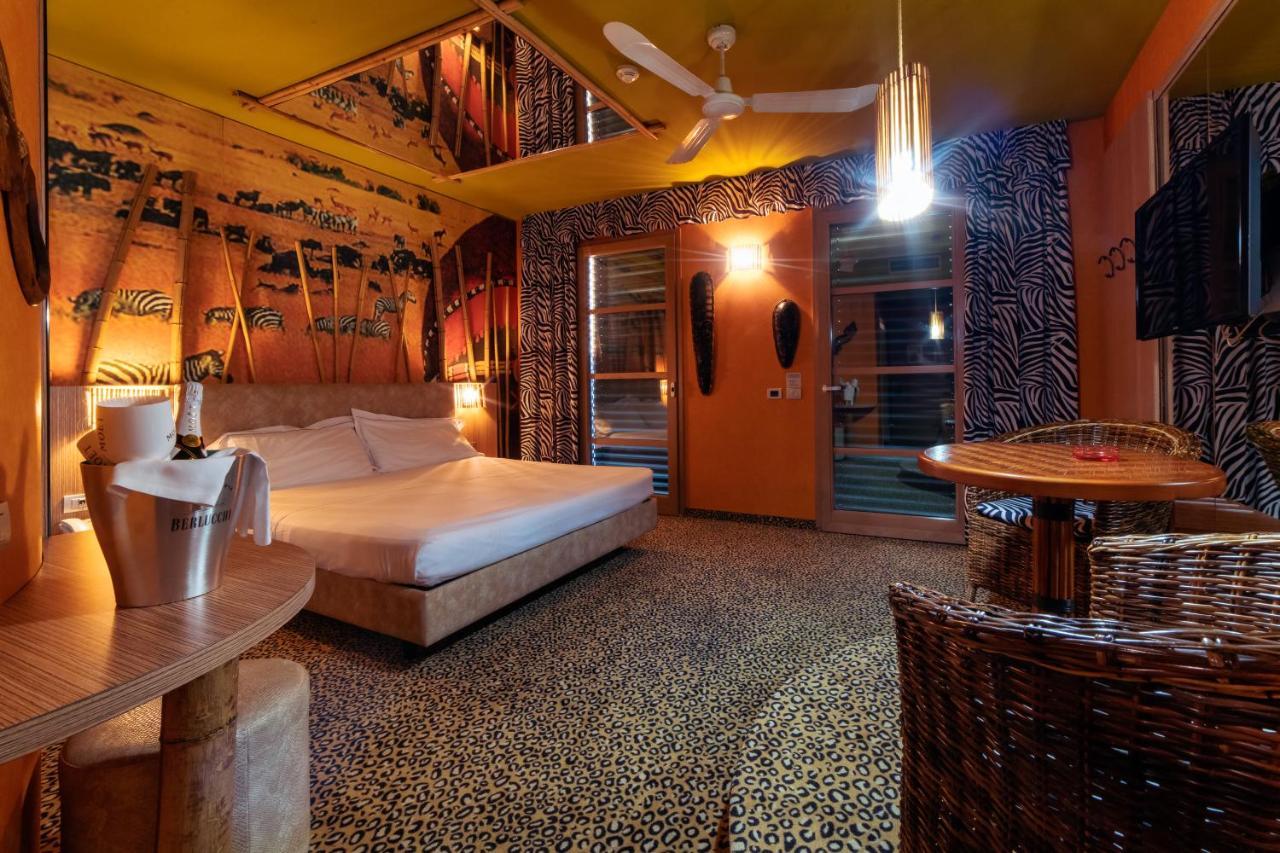 Motel Hotel Piranha Cameriano Luaran gambar